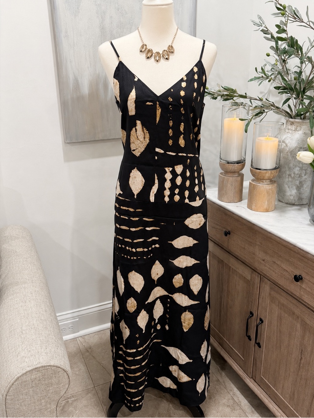 NWT Banana Republic Black and Gold Patterned Maxi Dress